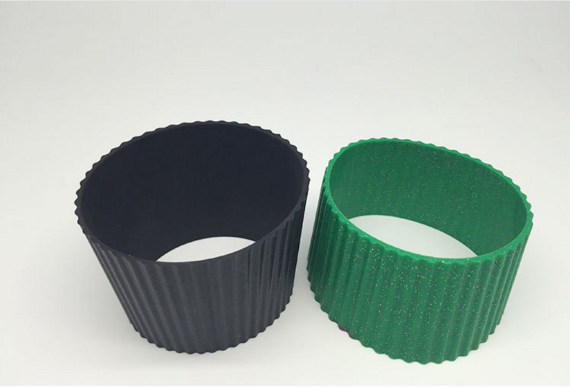 https://www.iksonic.com/wp-content/uploads/2015/12/silicone-can-beer-holder.png